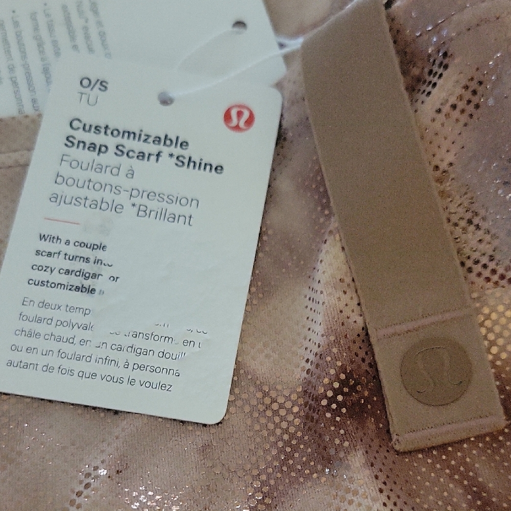 Lululemon  Shimmering Snap Scarf in Tan and Brown